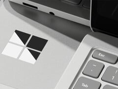 В следующем месяце компания Microsoft представит новые устройства серии Surface.