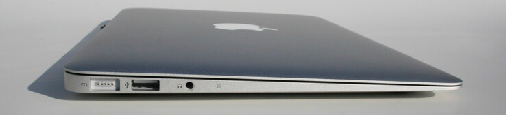 Протестировано в 2010: Apple MacBook Air (2010, 11-дюймовая модель)