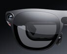 Крупный план очков Xreal Aura с камерой и микро-OLED-дисплеем. 