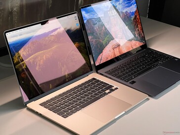 MacBook Air 15 (слева), Galaxy Book4 Pro (справа)