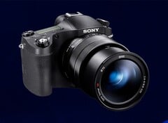 Спустя девять лет у модели Sony RX10 IV наконец-то появится преемник.