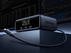 Baseus Spacemate RD1 Mini Dock имеет компактный корпус размером с телефон.