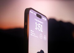 Модель Apple iPhone 18 Pro может получить чуть меньшее отверстие для перфорации.
