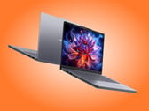 IdeaPad Slim 3 14IPH11 по-прежнему оснащен OLED-дисплеем, несмотря на то, что это более бюджетный ноутбук.