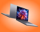 IdeaPad Slim 3 14IPH11 по-прежнему оснащен OLED-дисплеем, несмотря на то, что это более бюджетный ноутбук.