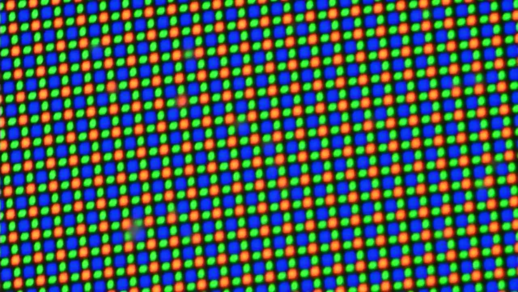 Голубой фосфоресцирующий тандем OLED от LG способен уменьшить количество голубых пикселей и при этом потреблять меньше энергии, обеспечивая такую же или лучшую яркость по сравнению с нынешними OLED-панелями (показано в увеличенном виде). (Источник изображения: Notebookcheck)