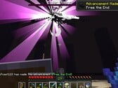 Скриншот, на котором пользователь побеждает Эндер-дракона в игре Minecraft