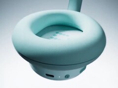 Наушники CMF Headphone Pro имеют колесико прокрутки на одной из амбушюр. (Источник изображения: CMF by Nothing)