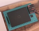 Технология производства ноутбука Laptop 13 Pro делает его более схожим с традиционными ноутбуками класса «просумер», такими как Razer Blade