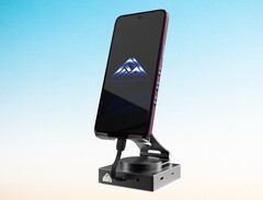 Концентратор Convergence Hub расширяет возможности FuriPhone за счет многочисленных портов (Источник изображения: FuriLabs)