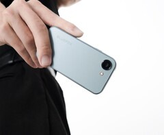 Bluefox NX1 - это крошечный 4-дюймовый смартфон с Android 15, который теперь доступен для заказа по всему миру. (Источник изображения: Bluefox)