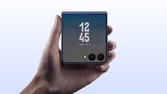 Galaxy Z Flip 8, вероятно, будет иметь варианты с Exynos и Snapdragon, в отличие от Galaxy Z Flip 7 (на фото).