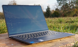 В обзоре: Lenovo IdeaPad Flex 5 14IAU7. Тестовый образец предоставлен notebooksbilliger.de