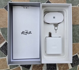 Обзор Oppo Find X9 Pro. (Источник изображения: Маркус Хербрих)