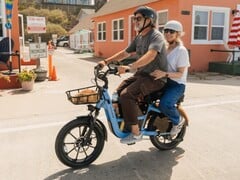 Электровелосипед Segway Muxi Pro может быть оснащён дополнительным вторым пассажирским сиденьем.