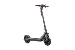 Электрический самокат Segway E3 Pro обладает пиковой мощностью 800 Вт (Источник изображения: Segway via PRNewswire)