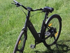 Urtopia Carbon 1 ST также производит сильное впечатление как умный велосипед