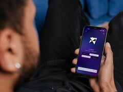 Eustella и смартфон