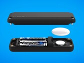 TimeCapsule питает Apple AirTag от двух батареек AA. (Источник изображения: Elevation Lab)