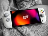 CRKD Nitro Deck 2 заменяет контроллеры Joy-Con для Nintendo Switch 2/Switch.