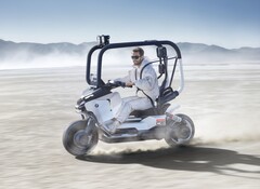 BMW Vision CE 01 претендует на то, чтобы заменить шлемы и защитное снаряжение надежными ремнями безопасности и каркасом (Источник изображения: BMW)