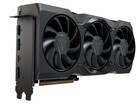 Видеокарта AMD Radeon с тройным вентилятором охлаждения и несколькими выходами на дисплей, включая HDMI, DisplayPort и USB-C (Источник изображения: Notebookcheck)