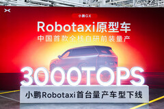 Первый серийный автономный роботакси L4 от компании Xpeng создан на базе флагманского внедорожника GX и работает полностью без LiDAR или HD-карт благодаря огромной вычислительной мощности на борту