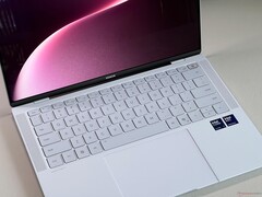 Honor MagicBook Art 14 2025 (источник изображения: Notebookcheck)