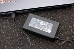 65-Вт адаптер USB-C