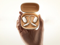 OpenWear Stereo Pro стоят 149,99 евро в ЕС. На фотографии: промо-изображение наушников с открытыми ушами. (Источник изображения: Xiaomi)