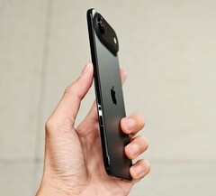 Похоже, что Apple iPhone Air не пользуется большой популярностью (Источник изображения: Thai Nguyen)
