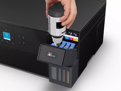 Новые принтеры EcoTank от Epson (на фото ET-2950) оснащены перезаправляемыми картриджами. (Источник изображения: Epson)