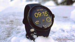 Долго ждали: Часы Google Pixel Watch 4, как утверждается, более ремонтопригодны, чем их предшественники. (Источник изображения: Notebookcheck)