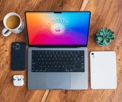 Ожидается, что MacBook Pro следующего поколения будет легче, но лишь немного тоньше.