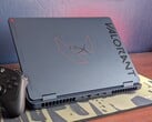HyperX Omen 16 Valorant Edition выглядит великолепно, но на тёмных поверхностях отпечатки пальцев остаются как нигде больше