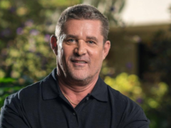 Фотография Глена А. Шофилда (источник изображения: IMDB)