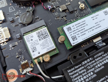 SSD 1 и модуль Wi-Fi