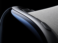 Следующий Apple Vision Pro сохранит тот же общий дизайн, что и существующая модель, последняя на фото. (Источник изображения: Apple)