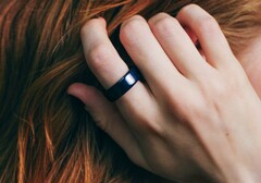 Кольцо Oura Ring 4 также доступно в синем цвете