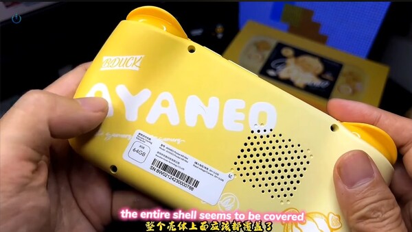 Ayaneo Pocket Air Mini B.Duck Edition оснащен 3 ГБ оперативной памяти и 64 ГБ памяти.
