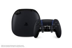 На фотографии — контроллер DualSense Edge от Sony