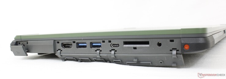 Слева: Вход питания, HDMI 2.0, 2x USB 3.0, Thunderbolt 4 (USB-C, DP, PD), картридер SD, аудио 3.5 мм