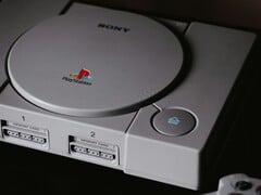 Компания Sony выпустила первую консоль PlayStation в декабре 1994 года.