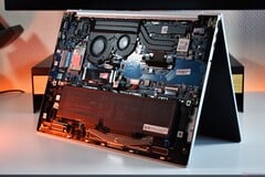 Внутренняя часть ноутбука HP EliteBook 8 G2a 16