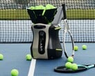 Pongbot Aura может тренировать игроков и судить игры в теннис, падель и пиклбол.