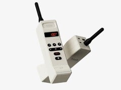 Портативный аккумулятор Trozk создан по образцу Motorola DynaTAC 8000X.