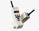 Портативный аккумулятор Trozk создан по образцу Motorola DynaTAC 8000X.