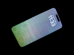 Пример iPhone 15 Pro Max с &quot;выгорающим&quot; на глазах экраном (Изображение: Surfphysics)