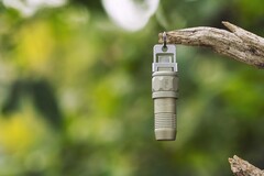 Olight iUltra поставляется с защищенным разъемом USB-C. (Источник изображения: Olight)