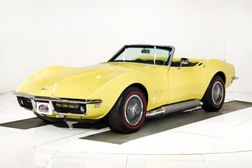 Цвет «Safari Yellow» этой модели Corvette 1968 года послужил источником вдохновения для выбора цвета оригинального кабеля Ethernet.